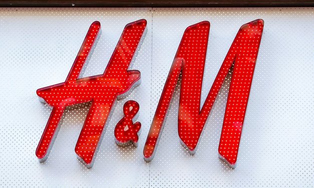 Si vedela, da tako v H&M privarčuješ kar 25% (kadarkoli želiš, na katerikoli nakup?) (foto: Profimedia)