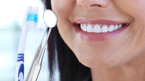 S pravilno ustno higieno lahko preprečite večino teh težav