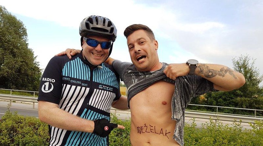 Ne boš verjela, kaj se v resnici dogaja v ozadju Deželaka Junaka, ko kamere ugasnejo (foto: Radio 1 press)