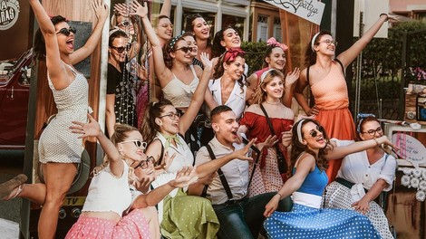 Oddih s prijateljicami: Živahno koncertno poletje na Opatijski rivieri