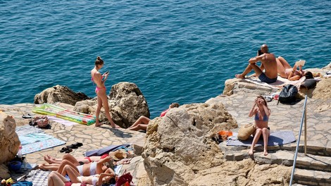 Ufff! Na tej italijanski plaži te lahko oglobijo tudi za 3500 evrov!