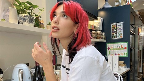 Slovenka zgroženo: "Tašča me je po kosilu poslala pomivat posodo!"