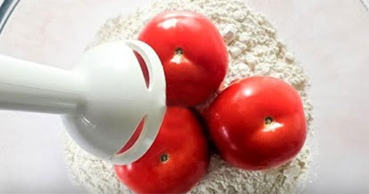 Lo sapevi che se mescoli i pomodori 🍅 con la farina, si crea QUESTA deliziosa merenda italiana?  😍 – Mettiti in forma