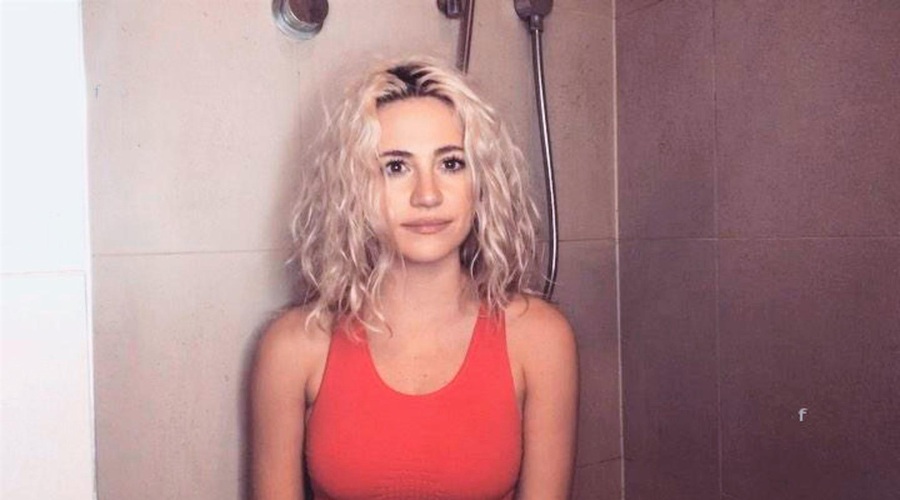 Zakaj tvoj prdec SMRDI BOLJ, ko si pod tušem? Stroka razkriva (in ne, razlog NI hrana) (foto: Profimedia)