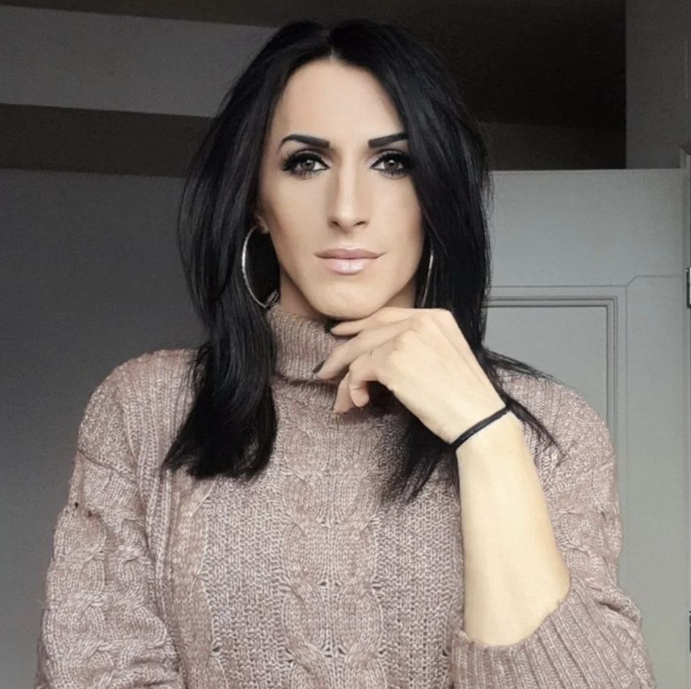 Kot je pojasnila številnim slovenskim portalom, se je tedaj tako odločila zaradi svojega finančnega stanja. "Marsikdo me je obsojal, tudi …