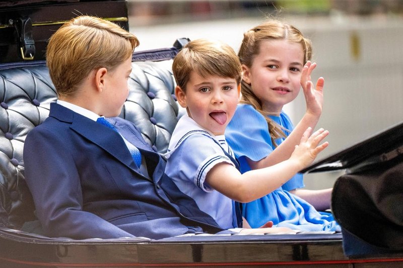 TO je razlog, zakaj se najmlajši sin Williama in Kate princ Louis NI udeležil kraljičinega pogreba (foto: Profimedia)