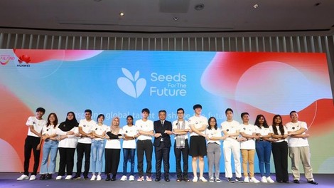 Huawei tudi letos organizira program 'Seeds for the Future' (poglej, kaj je nagrada za najuspešnejše udeležence!)