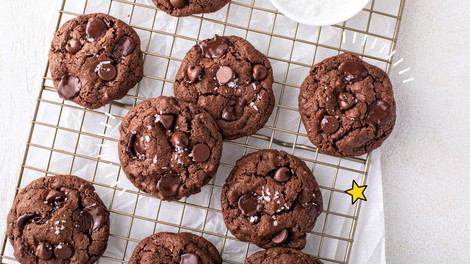 Recept: BOŽANSKI čokoladni piškoti, po katerih bo dišal VES DOM (+ reees so enostavni!)