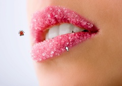 So tudi vam to zimo ustnice čisto razpokale? Našle smo rešitev, hkrati pa vas opozarjamo, čemu se izogibati