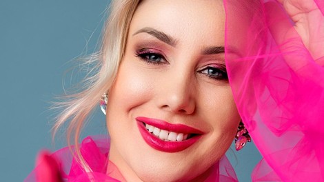 TOLIKO stane hit ŠMINKA Indire Ekić (PRVA, ki je nastala izključno v Sloveniji)