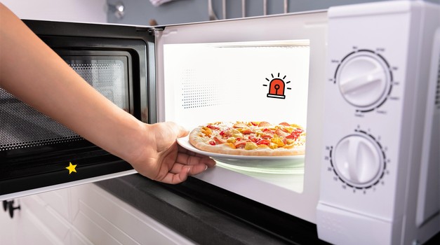TE hrane nikar NE POGREVAJ v mikrovalovki (ker je lahko nevarno za tvoje zdravje!) (foto: Profimedia, Obdelava: Cosmo uredništvo)