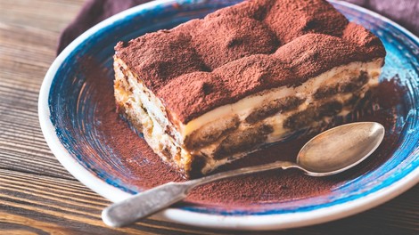 RECEPT: V tem prazničnem času pripravi okusen TIRAMISU iz samo petih sestavin