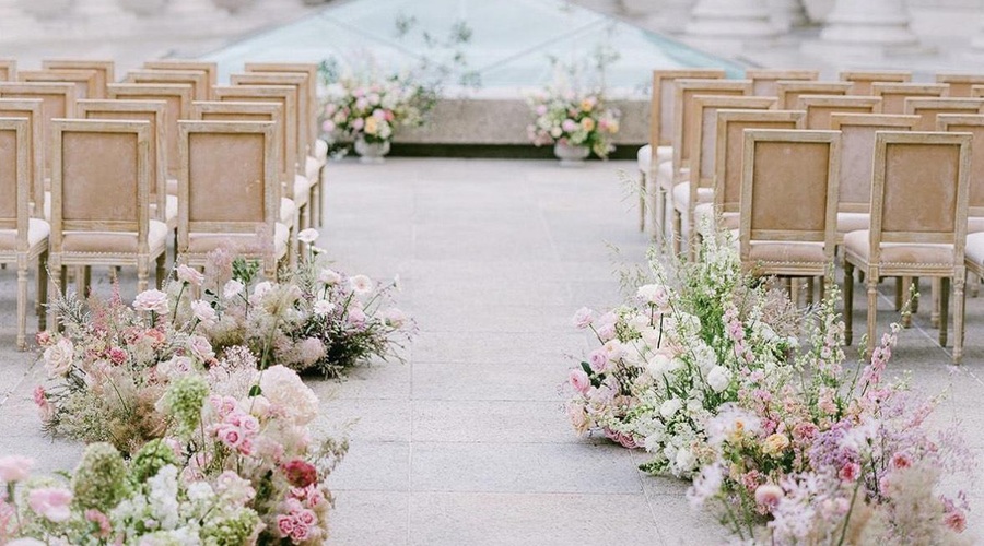 Se kmalu poročiš? Poišči svojo drzno stran s temi poročnimi trendi (foto: Foto: Mandy floraldesigner)