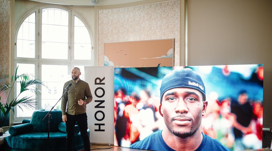 HONOR Magic5 Pro končno v Sloveniji: ob nakupu telefona prejmete pametno uro HONOR Watch GS 3 (foto: PROMO)