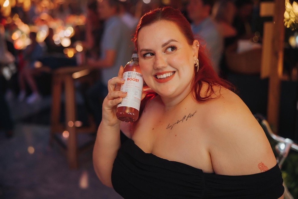 Uredništva AML prisegajo na osvežilni napitek Vitamin Well.