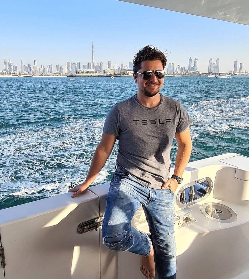 Damian Merlak pokazal, kako je videti njegovo stanovanje v Dubaju (vredno 20 milijonov dolarjev) (foto: Posnetek zaslona / Instagram / @damianmerlak)