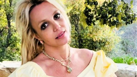 Ammm, kaj se dogaja? Britney Spears spremenila svoje ime - zdaj se imenuje ...