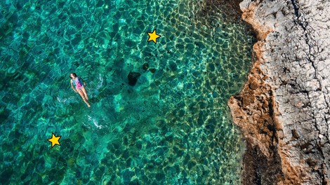 Na tej SKRITI hrvaški plaži uspe čisto vsaka Instagram fotka (in do nje lahko prideš z avtom)