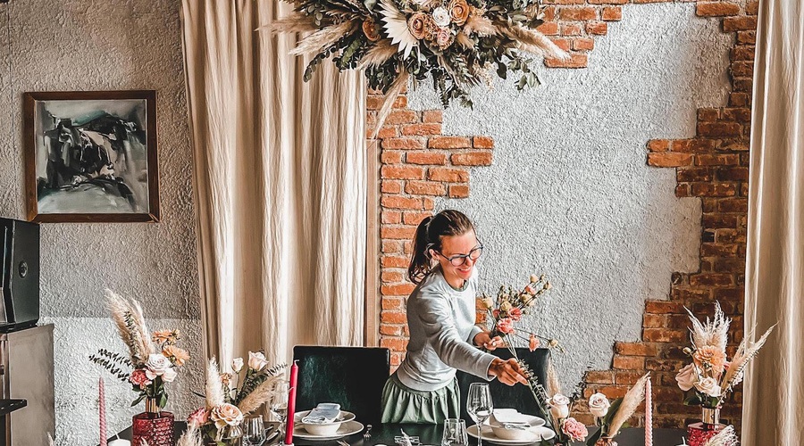 Se tudi ti sprašuješ, kako izbrati pravega poročnega florista? Upoštevaj teh 5 pravil! (foto: Sanjski šopek)