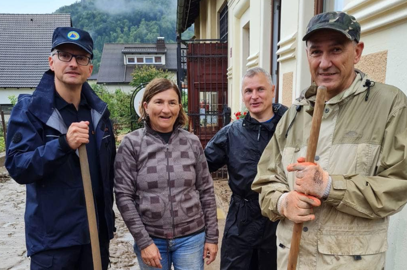 Janez Janša: "Bil sem v Savinjski dolini ob poplavah novembra 1990, toda tole je hujše!" (foto: Facebook/Janez Janša)