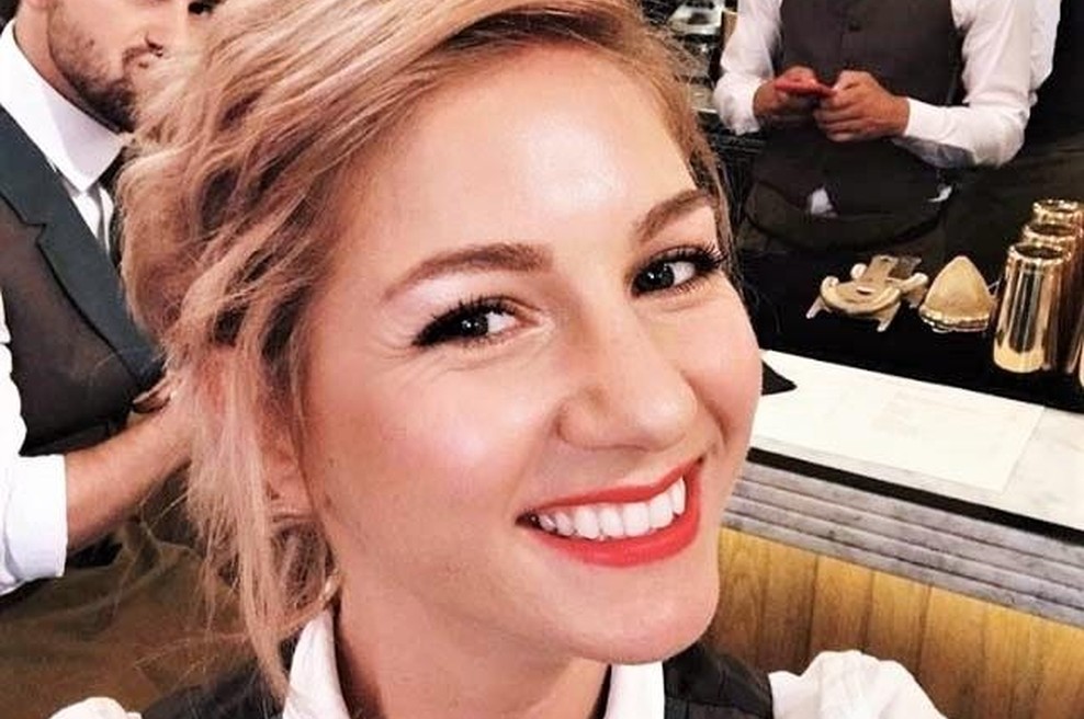 "V prestižni restavraciji po večerji za 250 evrov nisem pustila napitnine, nato je natakarica pred vsemi ..." (resnična izpoved) (foto: Profimedia)