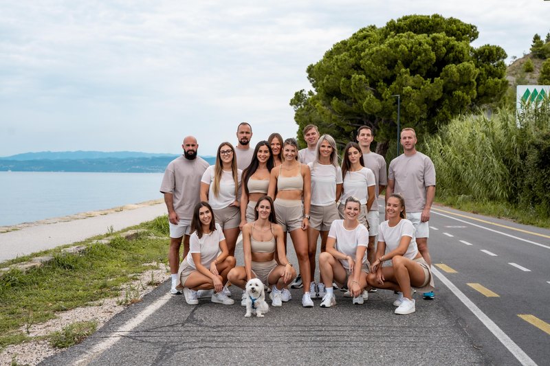 Naredi tudi TI ta prijetni in obenem DOBRODELNI korak (in se zabavaj na obali) (foto: PROMO)