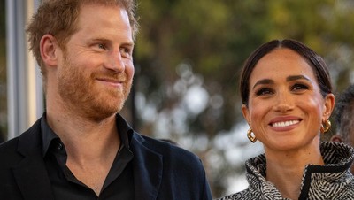 Posmehuje se jima ves svet: To sta Harry in Meghan zapisala kot svoj poklic (FOTO)