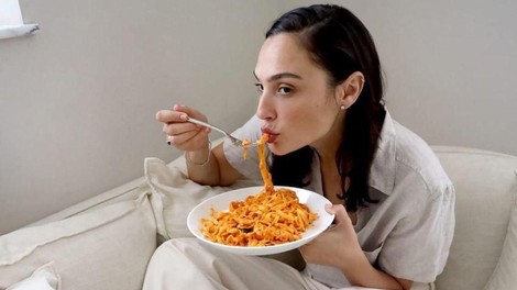 Nutricionistka razkriva: skrivnosti zdrave prehrane, ki vključujejo testenine in ogljikove hidrate