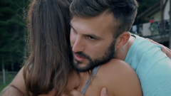 Zaradi Klarinega prijateljevanja z moškimi zdaj vse zanima, ali sploh ima fanta - imamo odgovor!