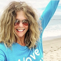 "Imam 82 let, on pa 55. Nikoli si nisem mislila, da bo razmerje s toliko mlajšim moškim ..." (resnična zgodba)