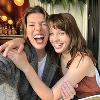 Materinski dan: Kaj podariti mami glede na njen astro znak?