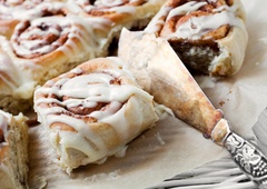 Cimetove rolce: našle smo recept, po katerem vam bodo zagotovo vedno uspele (in iz le 7 sestavin)