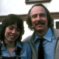 "Za javnost nizal hit za hitom, skrivaj pa več kot desetletje v razmerju s hčerko" (resnična zgodba)