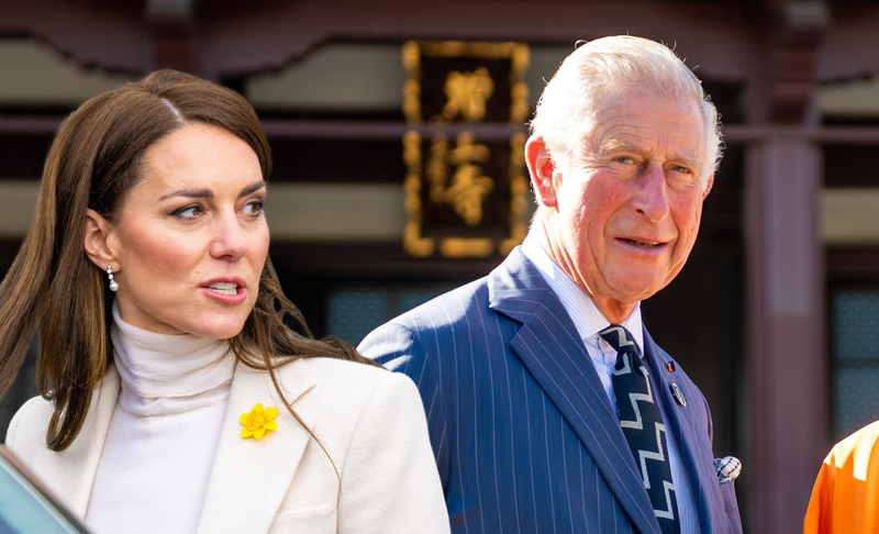 Najprej v bolnišnici pristala Kate Middleton, zdaj na operacijo odhaja tudi kralj Karel III. (foto: Profimedia)