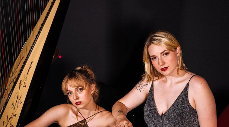 Duo De Liri, ki je navdušil na Slovenija ima talent, je izdal nov album (popoln za vse zaljubljene❤️) (foto: Instagram/ De Liri)