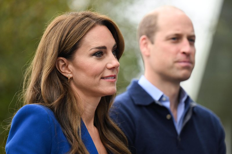 Ugibanj je konec! Kate in princ William skupaj stopila pred kamere (VIDEO) (foto: Profimedia)