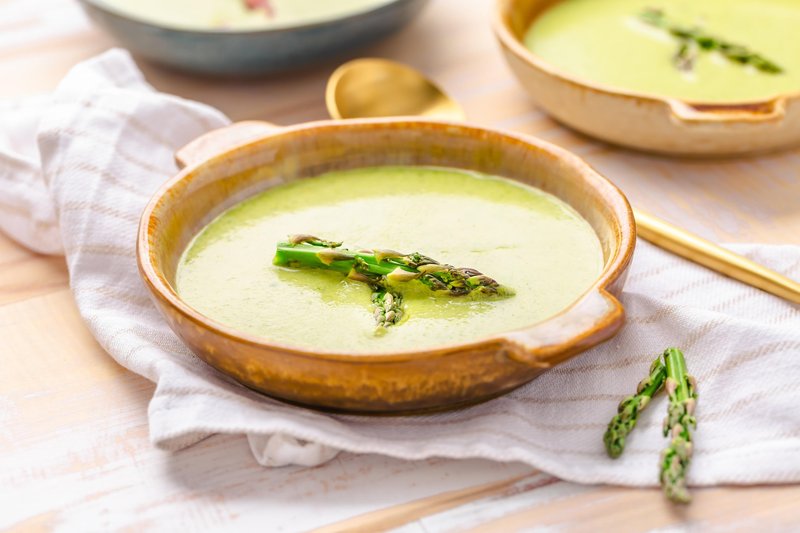 Najbolj okusen RECEPT za kremno špargljevo juho, ki ga boš zagotovo pripravila več kot enkrat (foto: Profimedia)