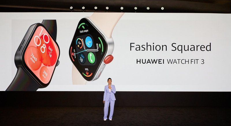 To je inovativen ''nakit'', s katerim boš lahko pametno upravljala svoje življenje (foto: Huawei)