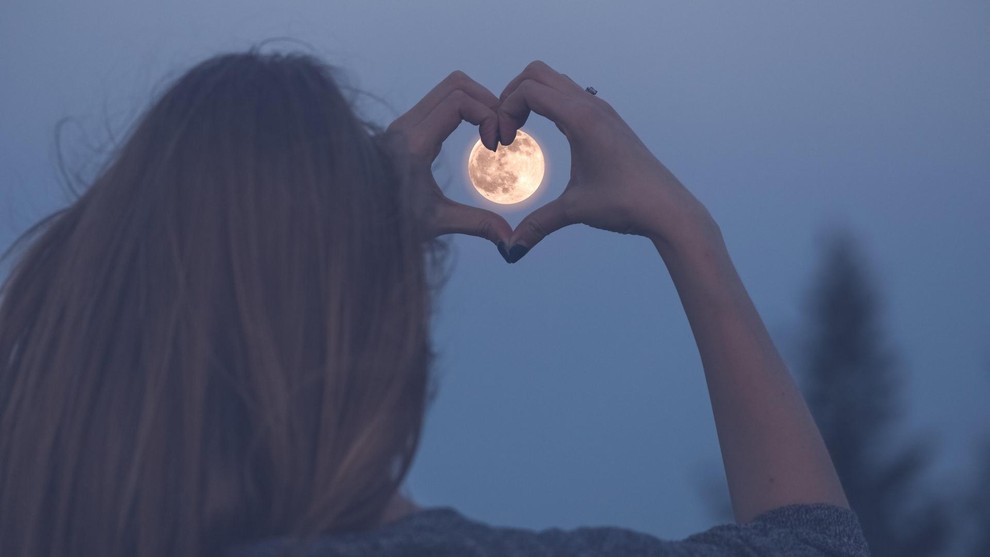 TEHTNICA Tehtnicam bo polna luna osvetlila področje doma, družine in čustvene varnosti. Na površje lahko pridejo stari vzorci ali nerazrešena …
