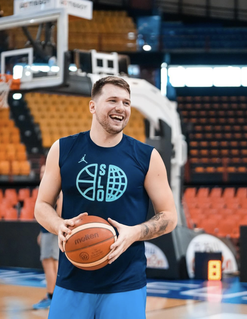 Kakšna čast, tega nimamo niti v Sloveniji: V Dallasu Luki Dončiću namenili kar ... (FOTO) (foto: Instagram/Luka Dončić)