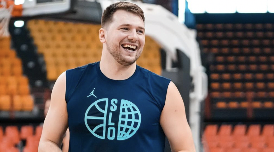 Kakšna čast, tega nimamo niti v Sloveniji: V Dallasu Luki Dončiću namenili kar ... (FOTO) (foto: Instagram/Luka Dončić)