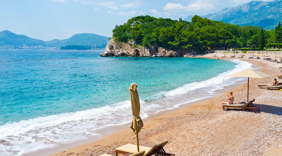 Božansko: To je najlepša plaža v Črni gori (in iščejo jo milijonarji iz vsega sveta) (foto: Profimedia)