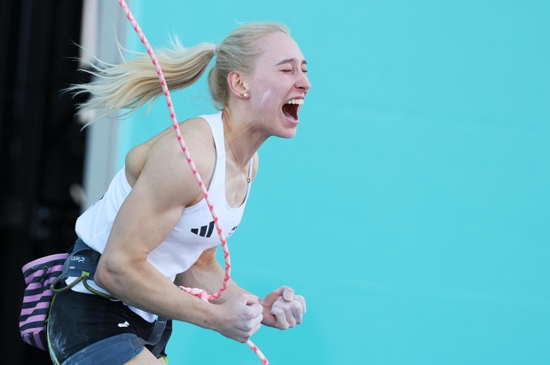 Janja Garnbret, tako kot tudi Andreja Leški, bo za svojo zlato olimpijsko medaljo prejela kar 70.000 evrov nagrade, njen trener …