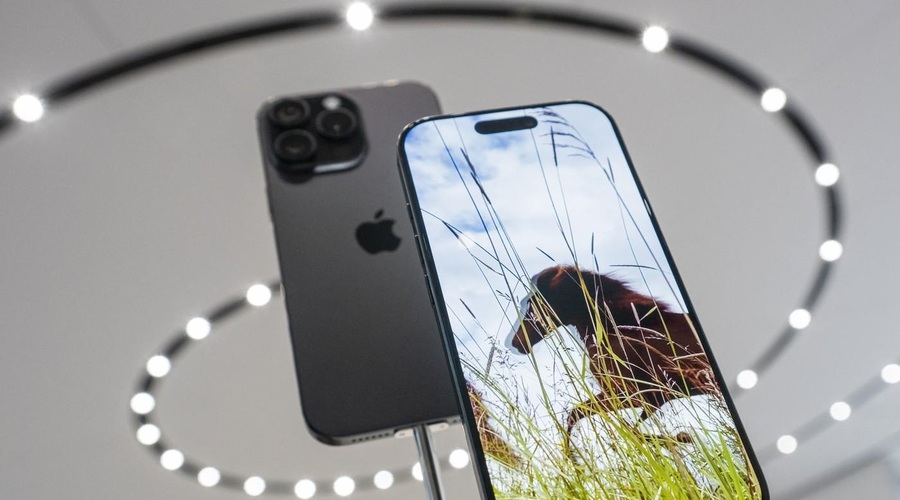 Dočakali smo iPhone 16: To je vse, kar moraš vedeti o novi seriji Applovih mobilnih telefonov (foto: Profimedia)