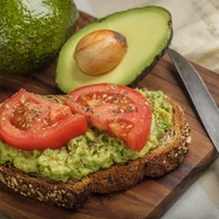 Dobro je vedeti: imate tudi vi radi avokado in je pogosto na vašem krožniku? To se v resnici dogaja z vašim telesom, ko ga uživate