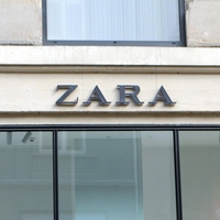 Ti Zarini osnovni kosi za manj kot 10 evrov bodo razprodani v hipu, to je razlog, da jih kupke obožujejo