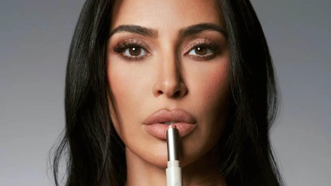 kim kardashian ustnice ličila šminka