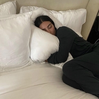 Kdaj bi morali zjutraj vstajati? Strokovnjaki razkrili idealno uro in prvo stvar, ki bi jo morali narediti