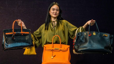 Že poznaš nov modni trend? Predstavljamo ti brezčasno eleganten trend 'Jane Birkinfying Bags'