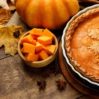 Popoln in enostaven recept za okusno bučno pito z dišečimi jesenskimi začimbami